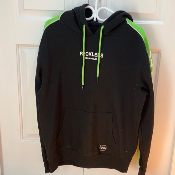 Young Reckless sweater - Picture 1 of 3